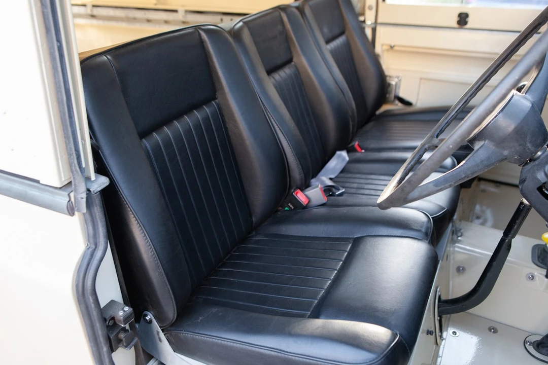 1975 Land Rover Series III 109 - Image 4 of 30