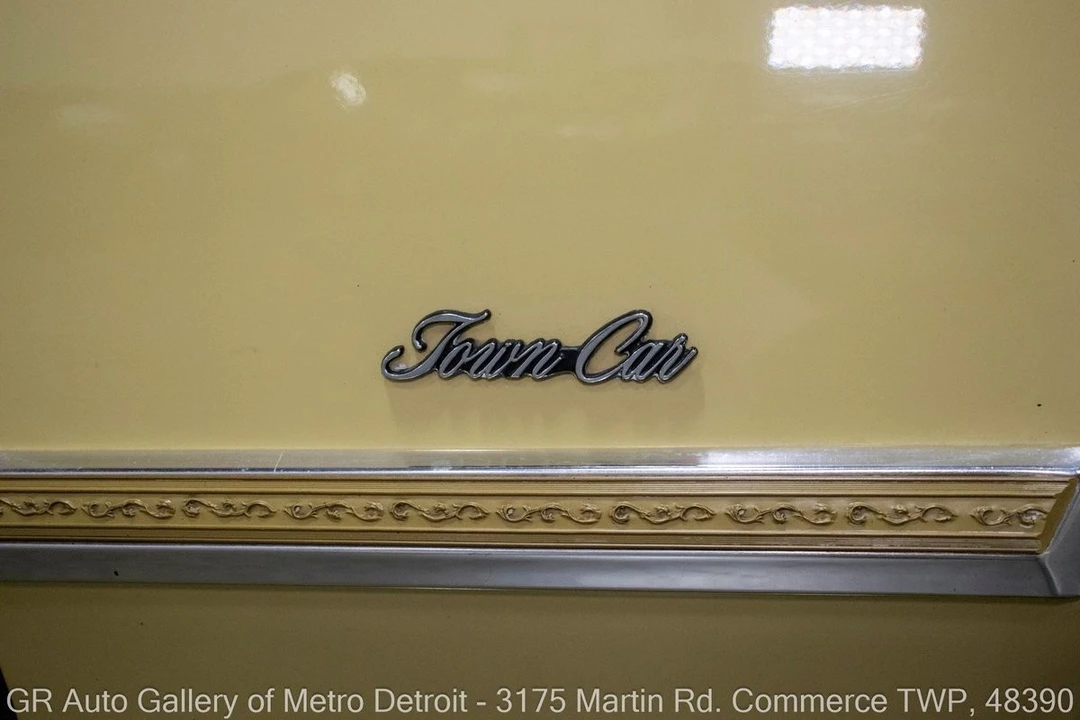 1975 Lincoln Continental 5th Gen - Image 29 of 31