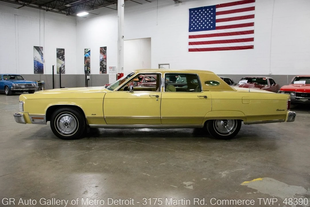 1975 Lincoln Continental 5th Gen - Image 3 of 31