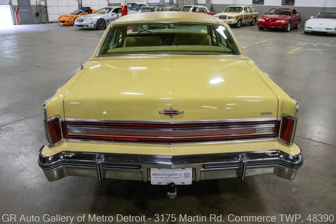1975 Lincoln Continental 5th Gen - Image 5 of 31