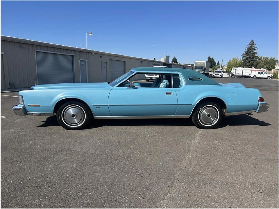 1975 Lincoln Continental 5th Gen - Image 4 of 22
