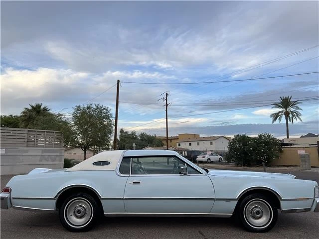 1975 Lincoln Continental 5th Gen - Image 7 of 31