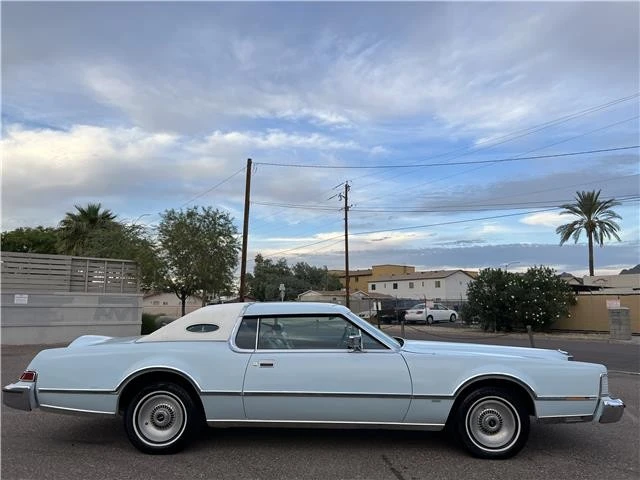 1975 Lincoln Continental 5th Gen - Image 13 of 31