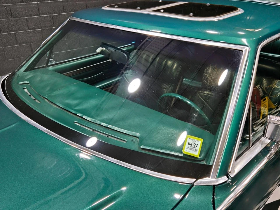 1975 Lincoln Continental 5th Gen - Image 21 of 31