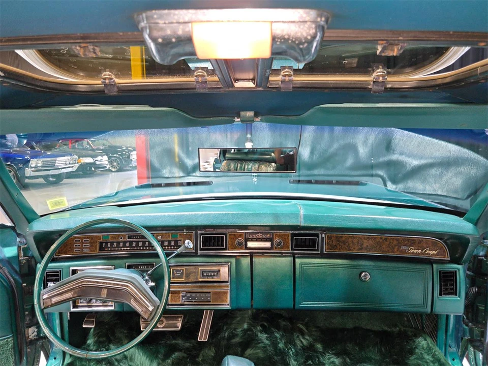 1975 Lincoln Continental 5th Gen - Image 10 of 31
