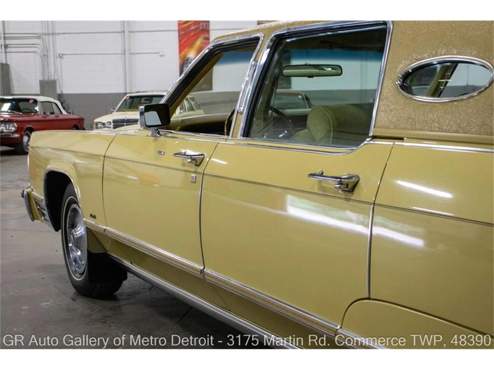 1975 Lincoln Continental 5th Gen - Image 21 of 31