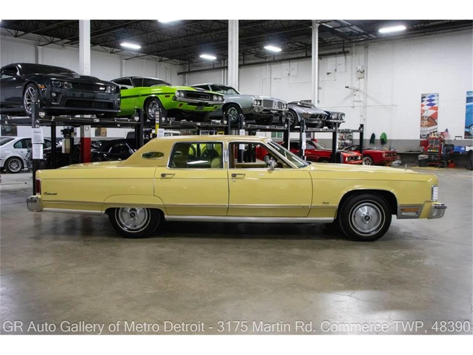 1975 Lincoln Continental 5th Gen - Image 8 of 31