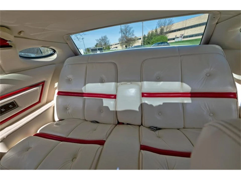 1975 Lincoln Continental 5th Gen - Image 22 of 31