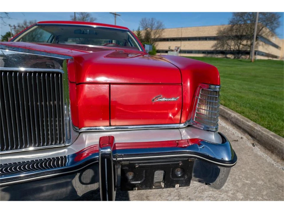 1975 Lincoln Continental 5th Gen - Image 7 of 31
