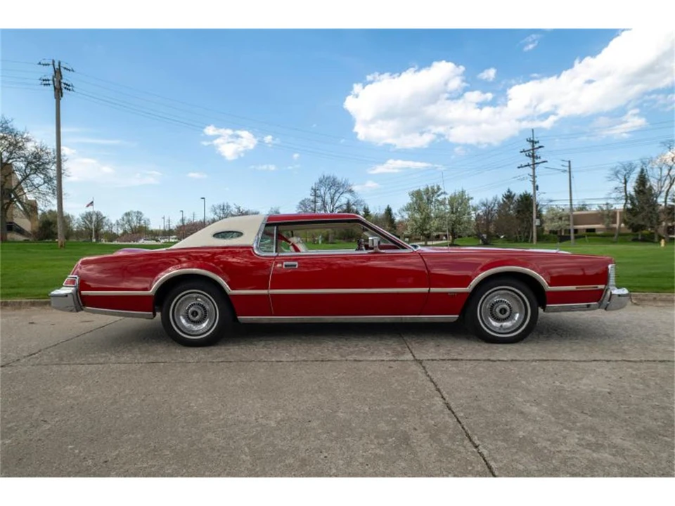 1975 Lincoln Continental 5th Gen - Image 5 of 31