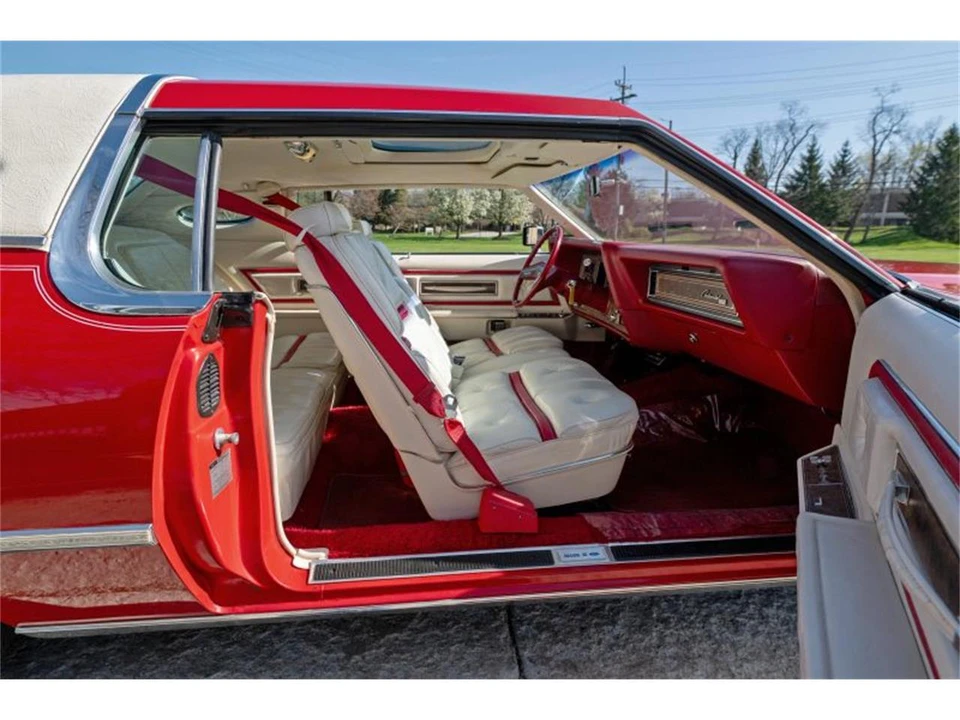 1975 Lincoln Continental 5th Gen - Image 29 of 31