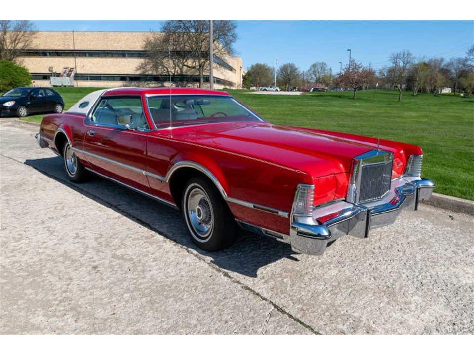 1975 Lincoln Continental 5th Gen - Image 10 of 31