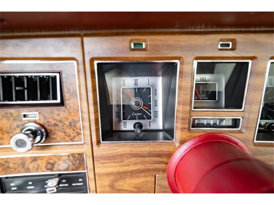 1975 Lincoln Continental 5th Gen - Image 25 of 31