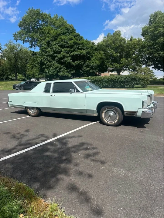 1975 Lincoln Continental 5th Gen - Image 4 of 9
