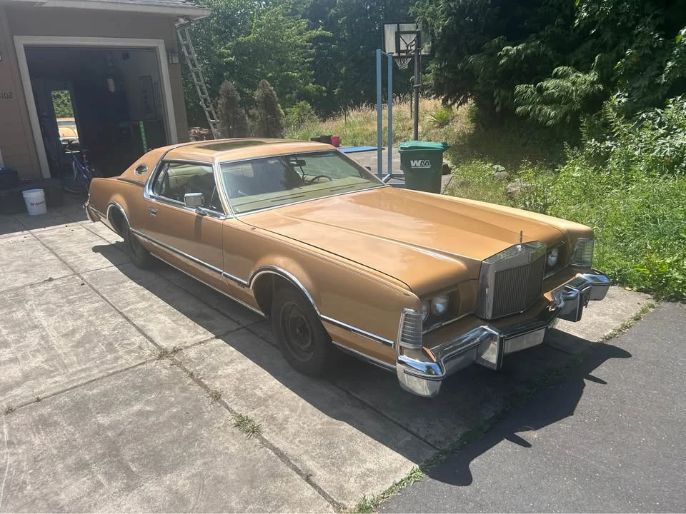 1975 Lincoln Continental 5th Gen - Image 9 of 20