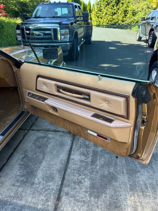 1975 Lincoln Continental 5th Gen - Image 15 of 20