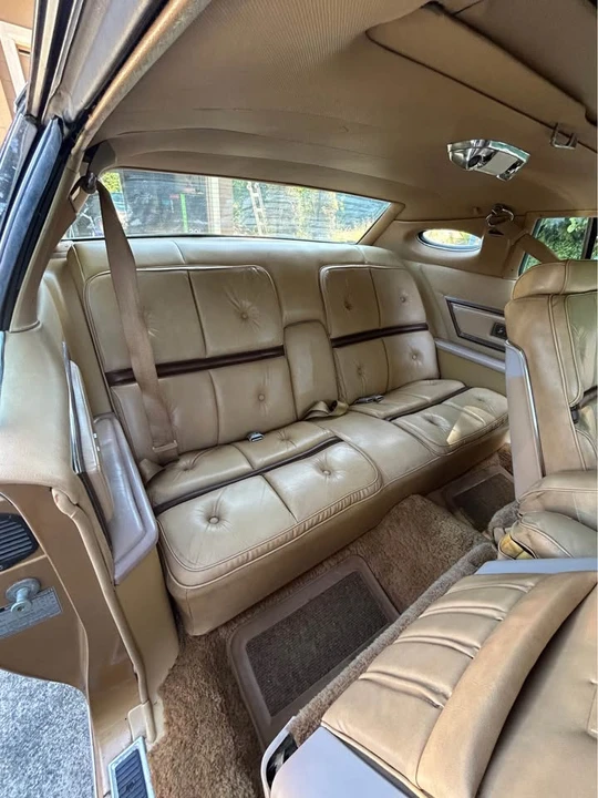 1975 Lincoln Continental 5th Gen - Image 18 of 20