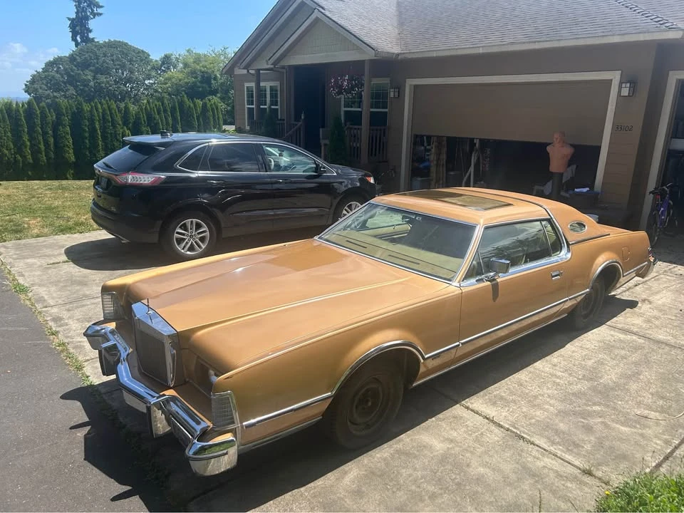 1975 Lincoln Continental 5th Gen - Image 2 of 20