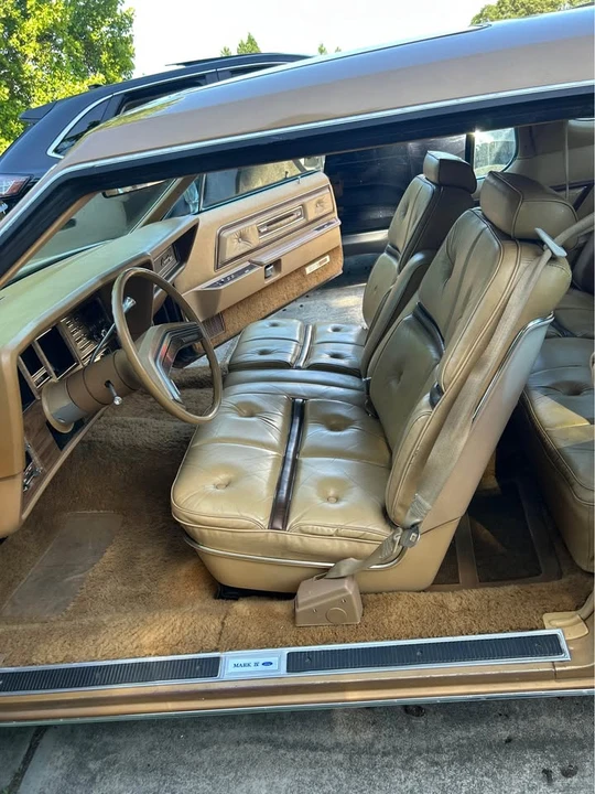 1975 Lincoln Continental 5th Gen - Image 11 of 20