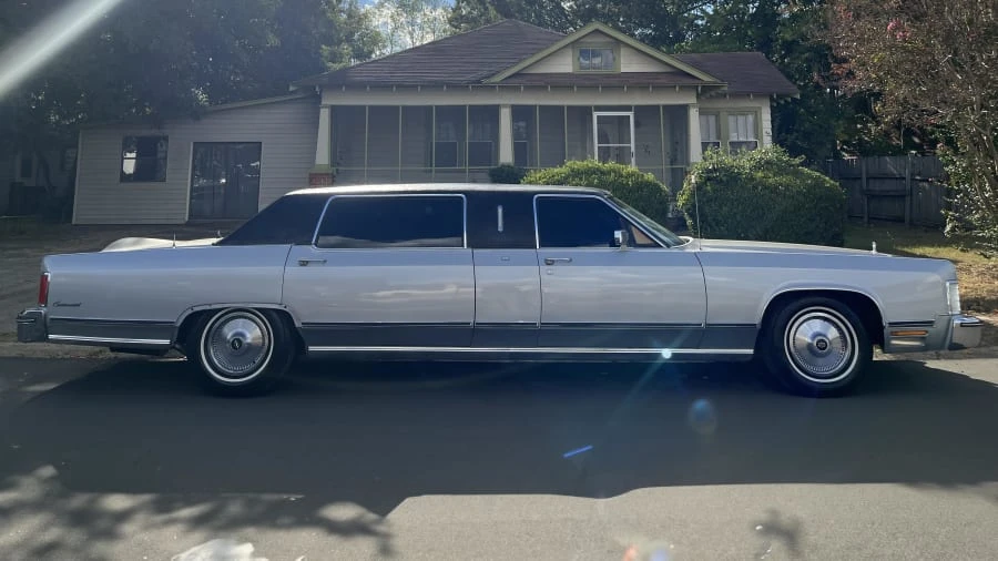 1975 Lincoln Continental 5th Gen - Image 2 of 13