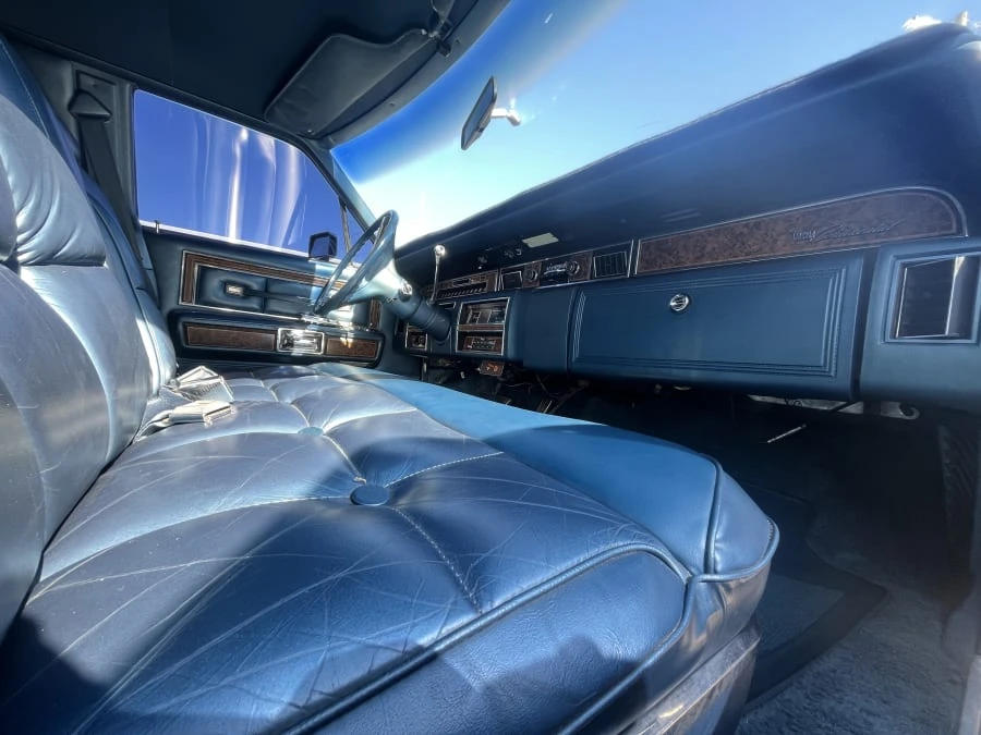 1975 Lincoln Continental 5th Gen - Image 6 of 13