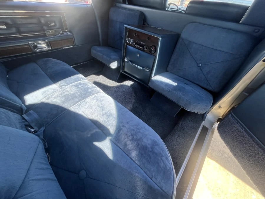 1975 Lincoln Continental 5th Gen - Image 10 of 13