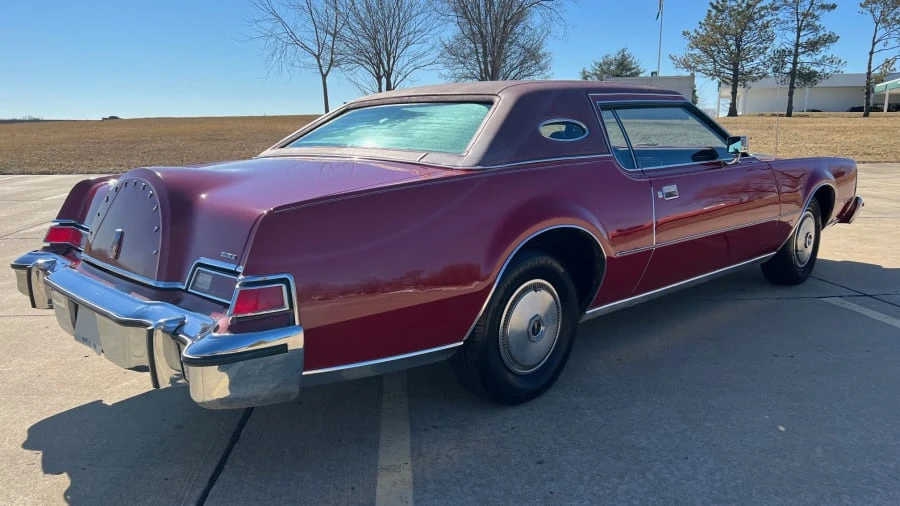 1975 Lincoln Continental Mark IV - Image 11 of 12
