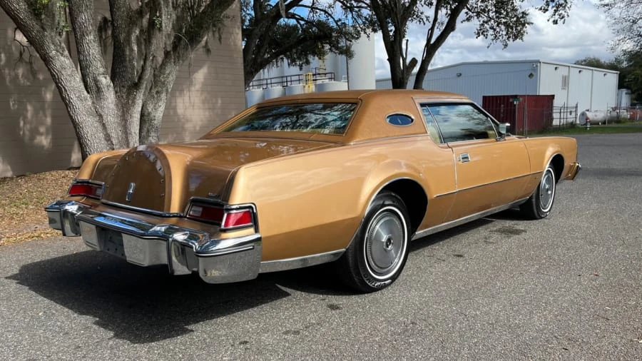 1975 Lincoln Continental Mark IV - Image 20 of 24