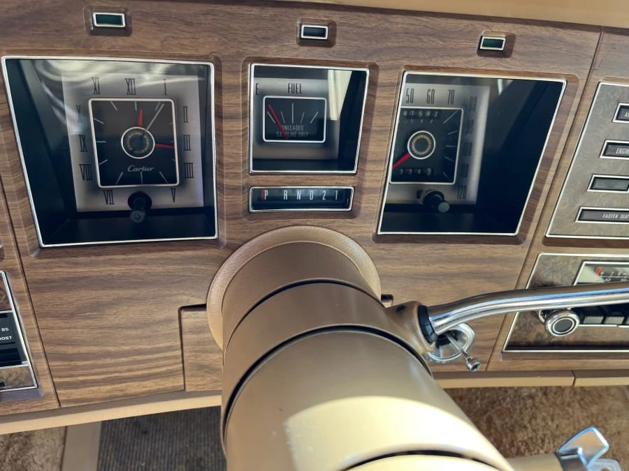 1975 Lincoln Continental Mark IV - Image 16 of 24