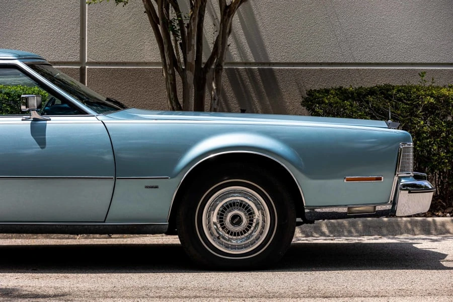 1975 Lincoln Continental Mark IV - Image 16 of 31
