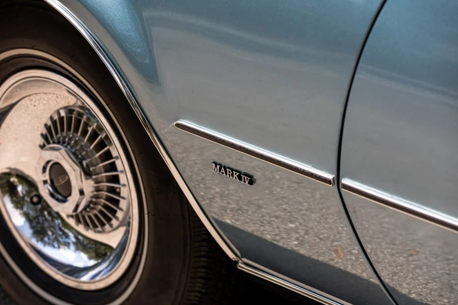 1975 Lincoln Continental Mark IV - Image 14 of 31