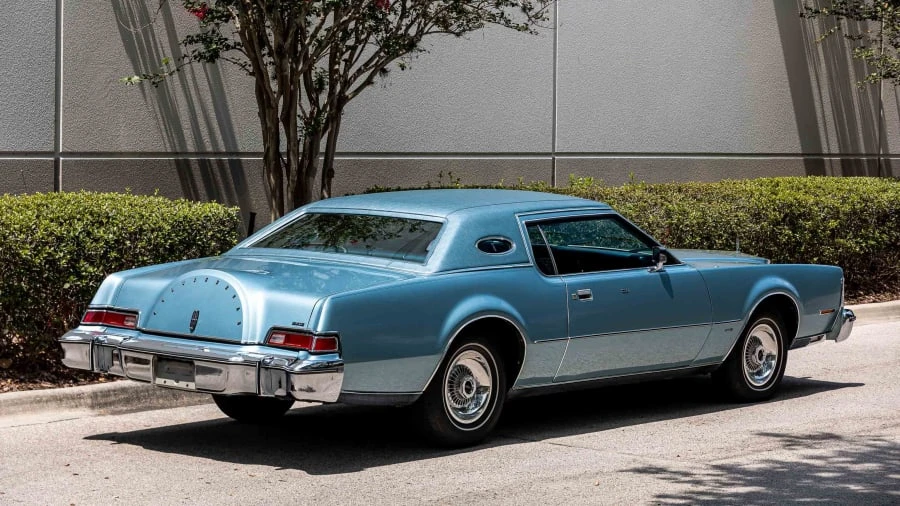 1975 Lincoln Continental Mark IV - Image 2 of 31