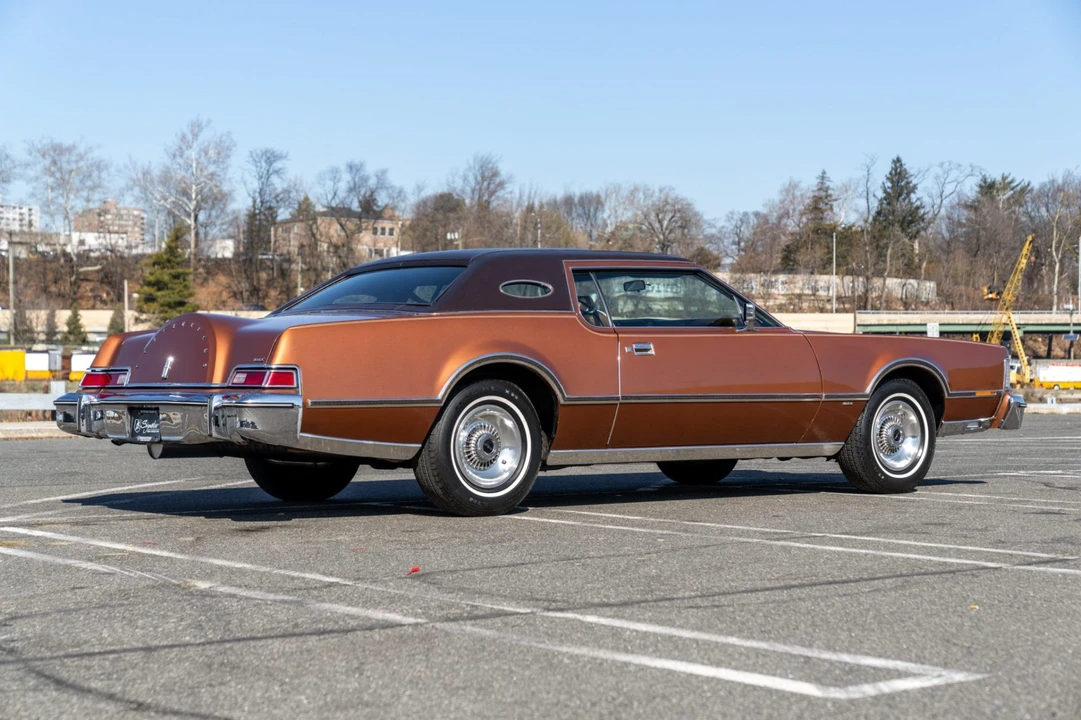 1975 Lincoln Continental Mark IV - Image 2 of 8