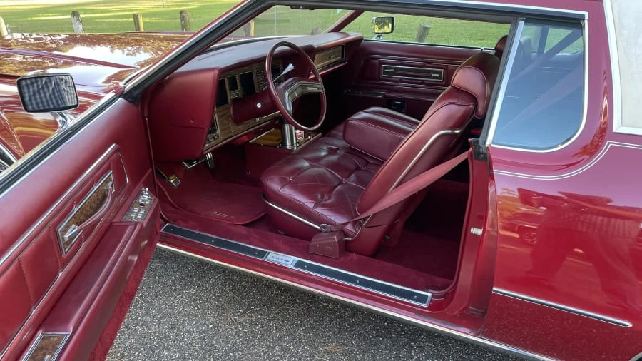 1975 Lincoln Continental Mark IV - Image 3 of 4