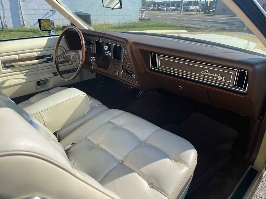 1975 Lincoln Continental Mark IV - Image 11 of 13