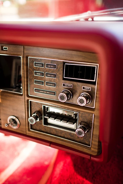 1975 Lincoln Continental Mark IV - Image 16 of 31