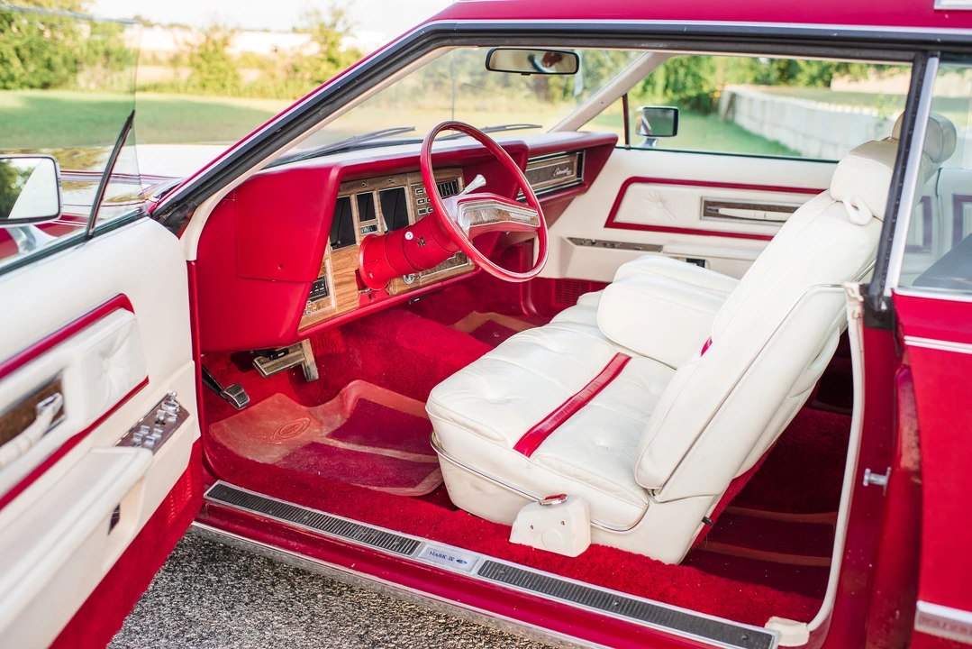 1975 Lincoln Continental Mark IV - Image 19 of 31