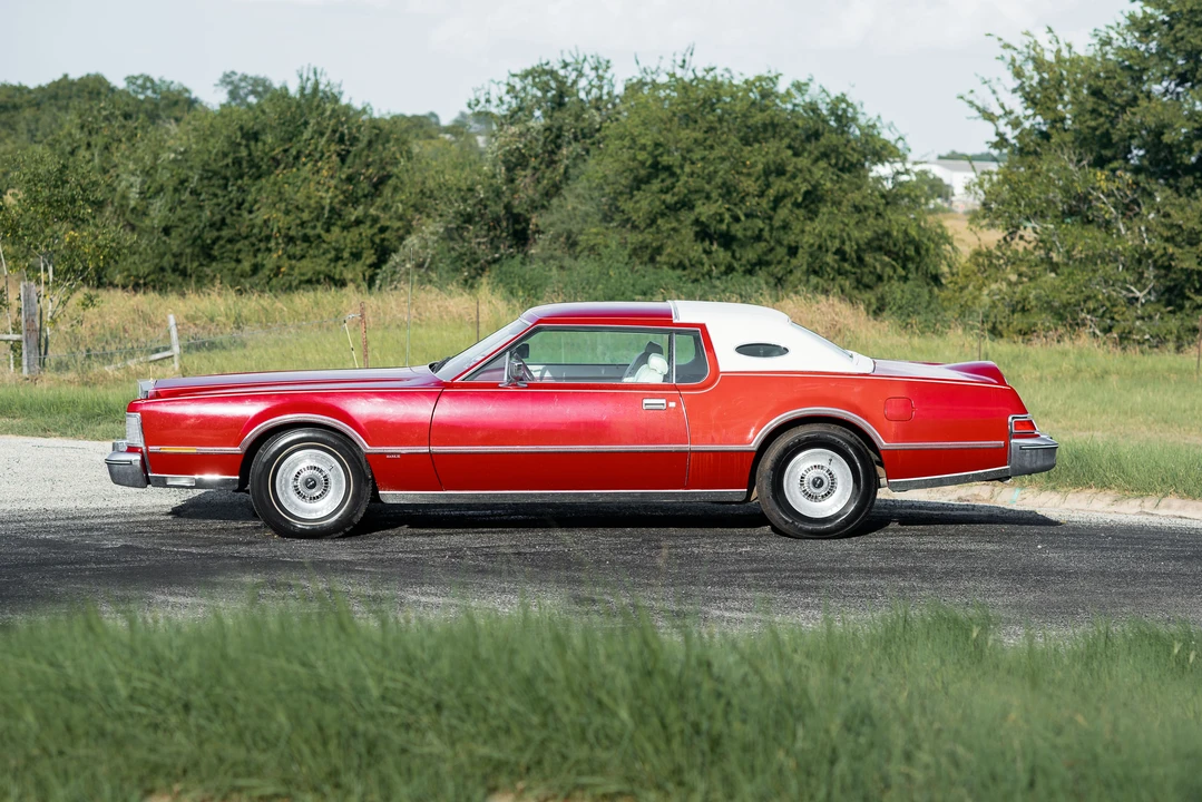 1975 Lincoln Continental Mark IV - Image 15 of 31
