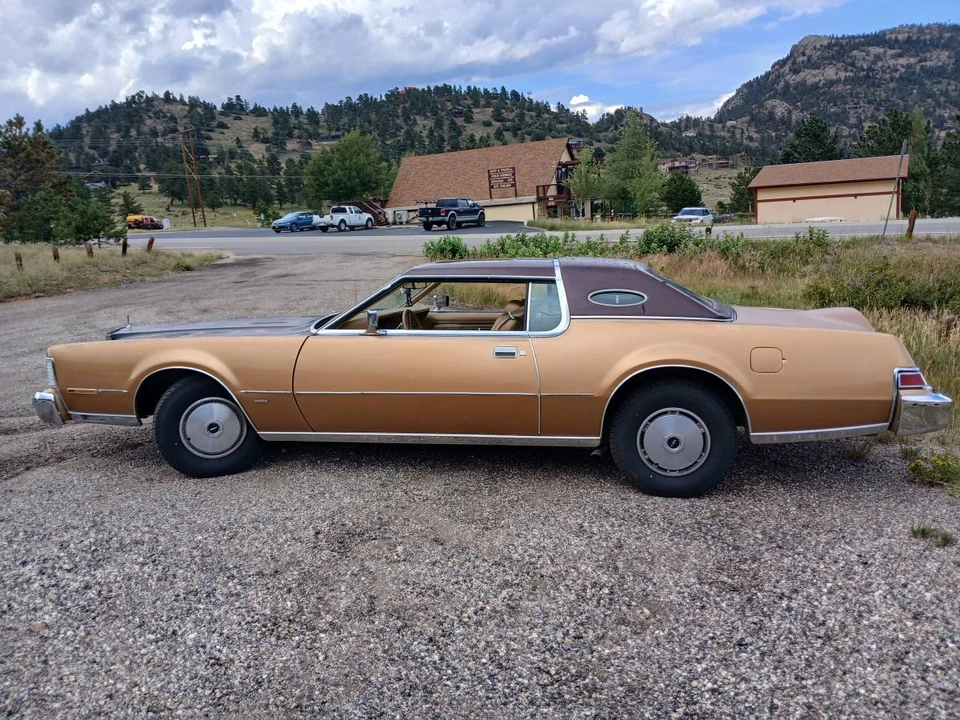 1975 Lincoln Continental Mark IV - Image 3 of 19