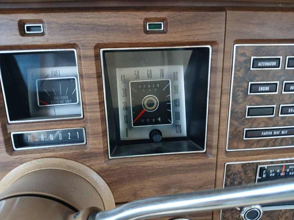 1975 Lincoln Continental Mark IV - Image 16 of 19