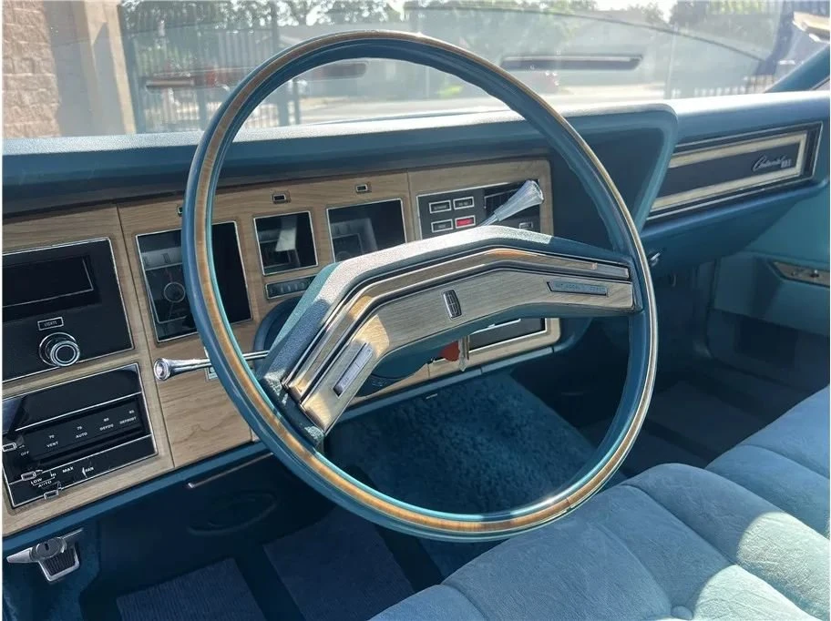 1975 Lincoln Continental 5th Gen - Image 14 of 20
