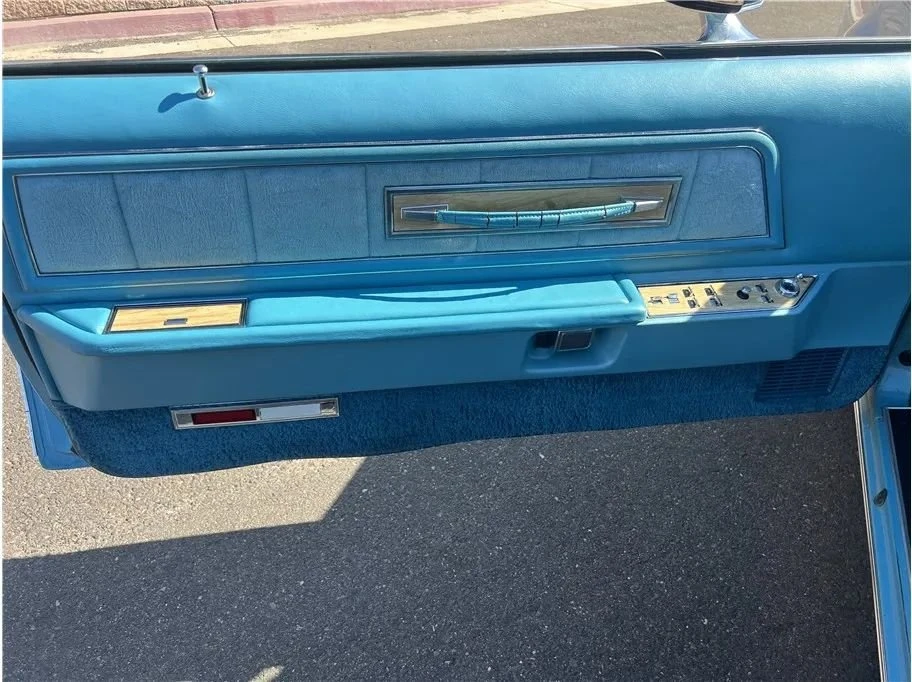 1975 Lincoln Continental 5th Gen - Image 10 of 20