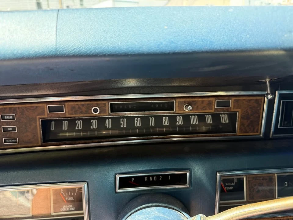 1975 Lincoln Continental 5th Gen - Image 8 of 12