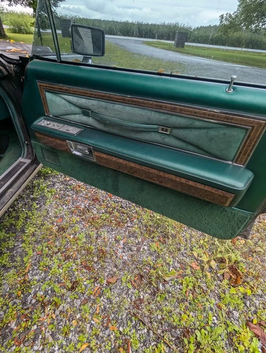 1975 Lincoln Continental 5th Gen - Image 11 of 11