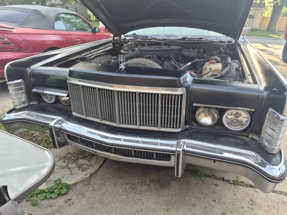 1975 Lincoln Continental 5th Gen - Image 5 of 11