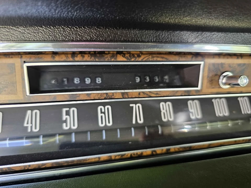 1975 Lincoln Continental 5th Gen - Image 13 of 20