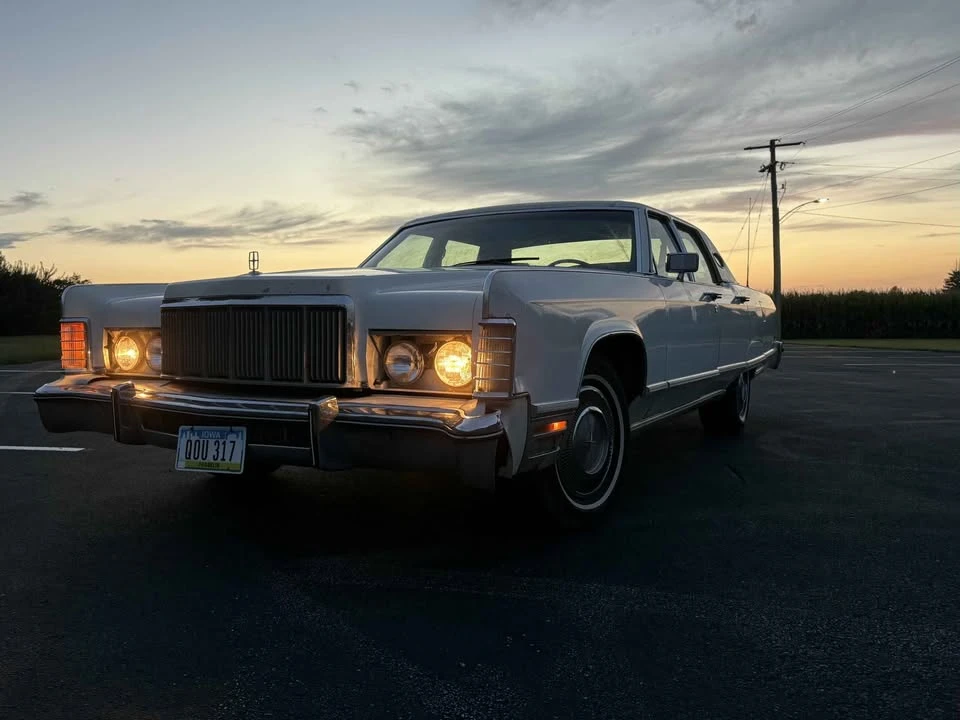 1975 Lincoln Continental 5th Gen - Image 8 of 11