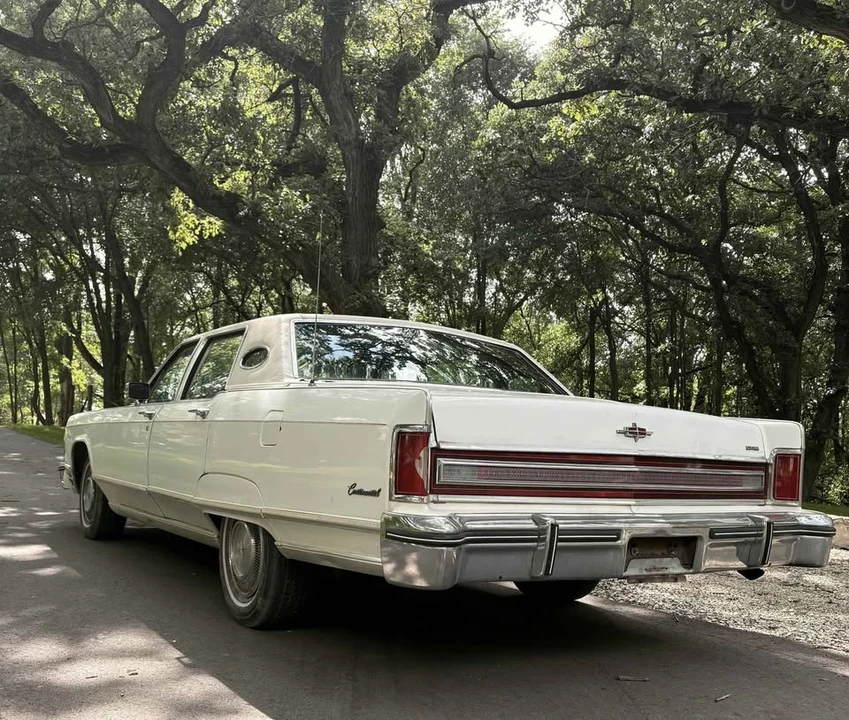 1975 Lincoln Continental 5th Gen - Image 6 of 11