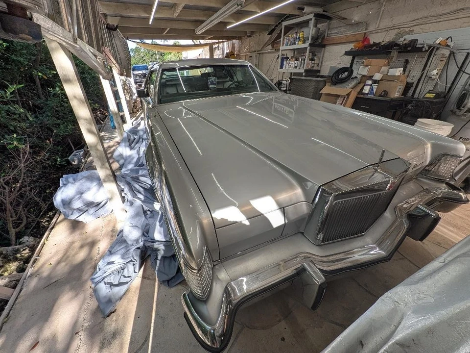 1975 Lincoln Continental 5th Gen - Image 3 of 28