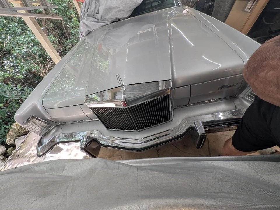 1975 Lincoln Continental 5th Gen - Image 10 of 28